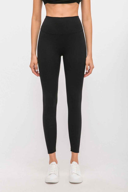 Athleia Infinite Leggings black